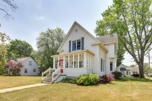 Image of Charming Chesterton Home with Idyllic Location!