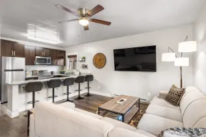 Image of The Yellowstone Hideaway Unit B