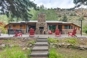 Image of Charming Idaho Springs Retreat on Chicago Creek!