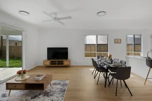 Image of Brandnew 4BR modern family home Park Ridge