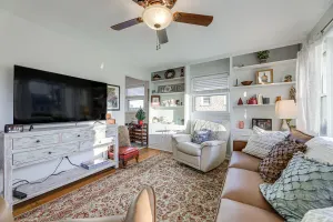 Image of Lovely Lexington Home: 4 Mi to Downtown!