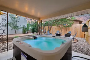 Image of The Coop and Roost - Hot Tub & Cowboy Pool