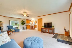 Image of Serene Zanesville Getaway: Hot Tub, 2 Decks!