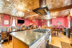 Image of Saloon-Style Prosser Loft in WA Wine Country!