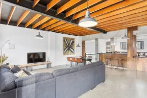 Image of Stunning Warehouse Pad - Moments from the Waterfront