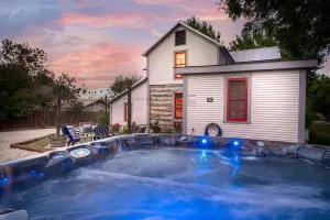 Image of Katarina Haus - Hot Tub & Fire Pit