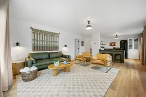 Image of Luxury Harbor Escape | Walk to Food & Fun