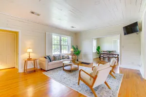 Image of Walk Downtown: Home w/ Yard in Clarksdale