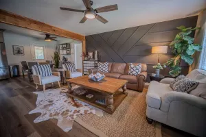 Image of Parkside Place Entire Home in Acworth