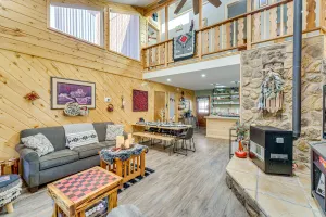 Image of < 1 Mi to Skiing: Family-friendly Red River Haven