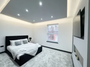 Image of Miles House