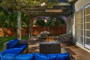 Image of Beach Breeze Bungalow 1 Miles To Beach Cozy