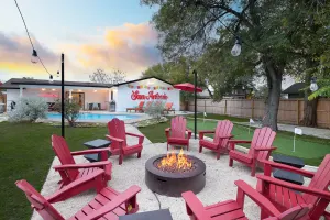 Image of Starcrest 4 Br Haven Pool Hot Tub Putt Putt Arcade