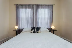 Image of Stunning Downtown Views+Parking