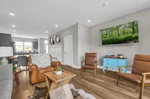 Image of Pool! 4K TVs! Walkable to Riverwalk & Bike Rentals