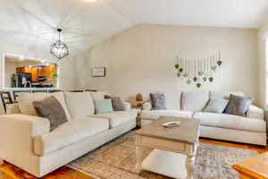 Image of 14 Mi to Dtwn Indy: Family Gem w/ Yard