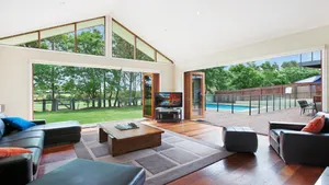 Image of Eagles Landing - The Vintage