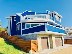 Image of Avila Beach Jewel - Luxury Home for 16 - Extraordinary Experience