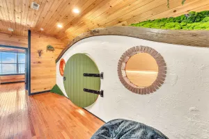 Image of Rivers Ledge Cabin with breathtaking views, hot tu