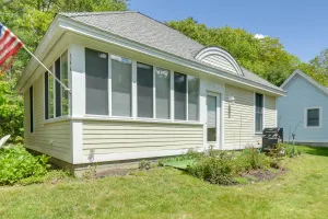Image of Sunny Wells Cottage - 1 Mi to Moody Beach!