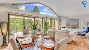 Image of Shore To Please