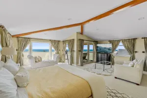 Image of 101 O - La Dolce Vita in Silver Strand Beach