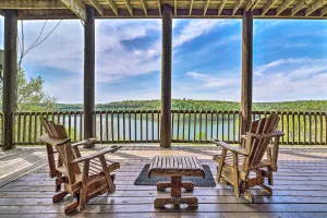 Image of Spacious Cabin on Dale Hollow Lake w/ Hot Tub!