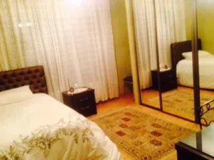 Image of Friendly family in Jordan (Sara)