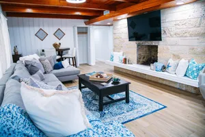 Image of Large 4br, 3ba Home 2 Acresclose To The Keys!