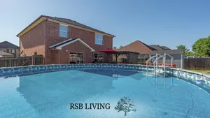 Image of Top-Notch 5BR 2,5BA Holiday Villa with Pool