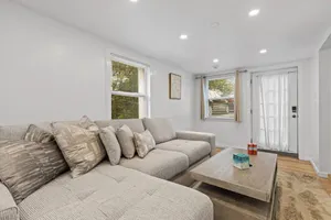 Image of Cozy 1-bedroom garden apartment