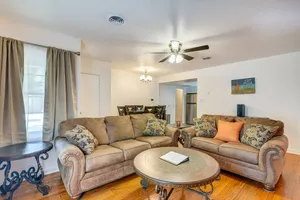 Image of Lake Jackson Home w/ Yard, 14 Mi to Beaches!