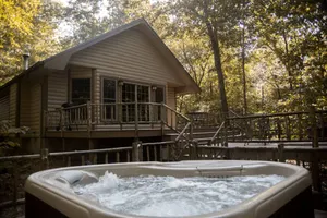 Image of Rustic Cozy Cabin with Hot-tub in Carbondale, Illinois