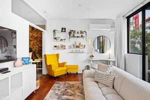 Image of Spacious Homely Apartment Close to Everything