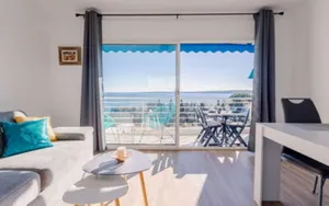 Image of Apartment With Panoramic Sea View, Walk To The Beach - Maréchal Juin by Halldis