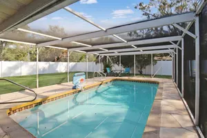 Image of Bright and cozy pool home in Sarasota