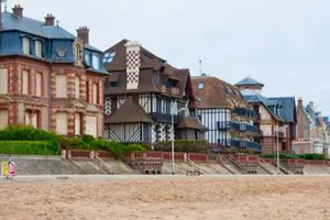Image of Comfortable apartment at the foot of the beach