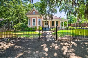 Image of Authentic Colonial Home Near Downtown Selma!