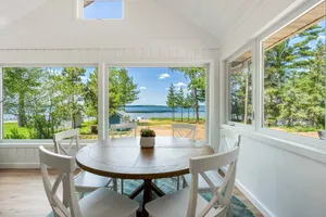 Image of Sunset Beach on Round