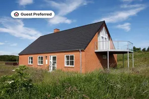 Image of Fully equipped spacious holiday home with BBQ & terrace | Pets allowed