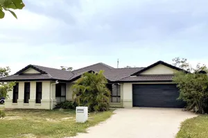 Image of Holiday home with hot tub | Mountain view