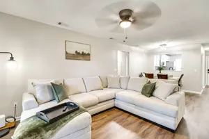 Image of 2 Mi to Fort Stewart: Modern Hinesville Haven