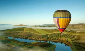 Image of Homey Romantic Vacation in the Flourishing Hills of Yarra Valley, Victoria