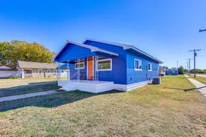 Image of Family-Friendly Home in Kiowa: Pets Welcome!
