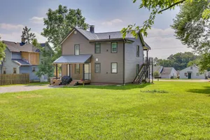 Image of 3 Mi to Dtwn: Quiet Youngstown Apt w/ Deck!