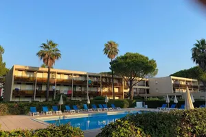 Image of Cozy studio in calm