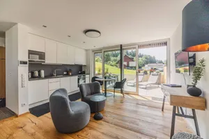 Image of Modern Holiday Apartment \"Dreiländereck 1\" with Private Terrace & Wi-Fi