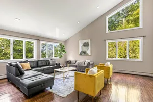 Image of Awesome Country Retreat - 4BR - Private and Peaceful