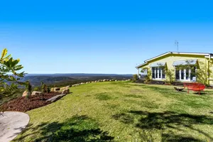 Image of Charming Retro Cottage with Plunge Pool & Valley Views near Crows Nest, Queensland