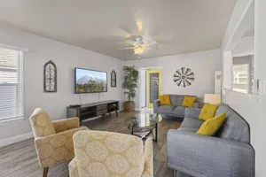 Image of 118 Emerald Ave A & B